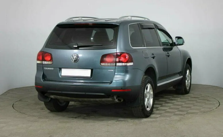 Volkswagen Touareg 2.5 Автомат