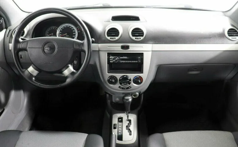 Chevrolet Lacetti 1.6 Автомат