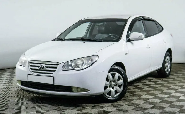 Hyundai Elantra 1.6 Автомат