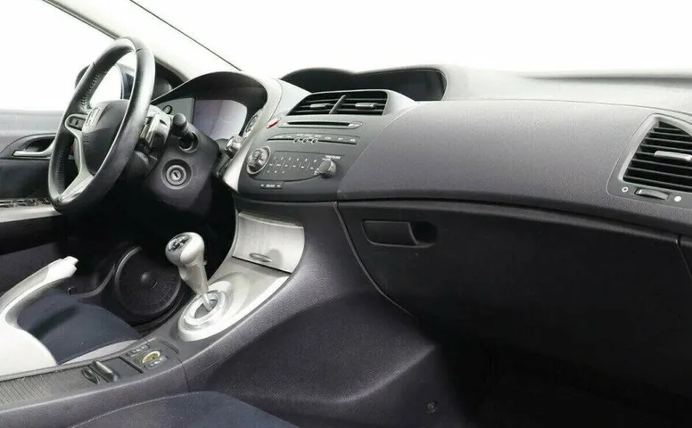 Honda Civic 1.8 Робот