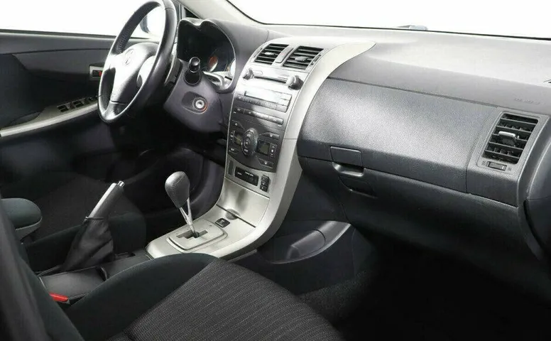 Toyota Corolla 1.6 Робот