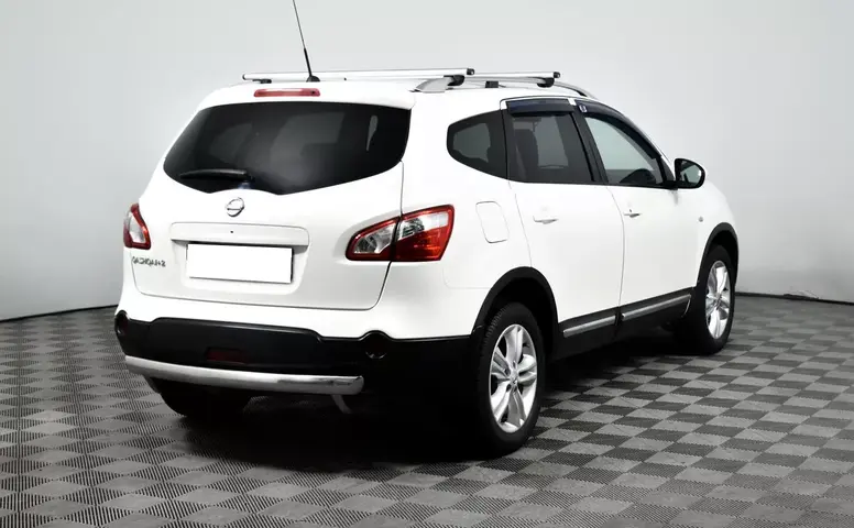 Nissan Qashqai+2