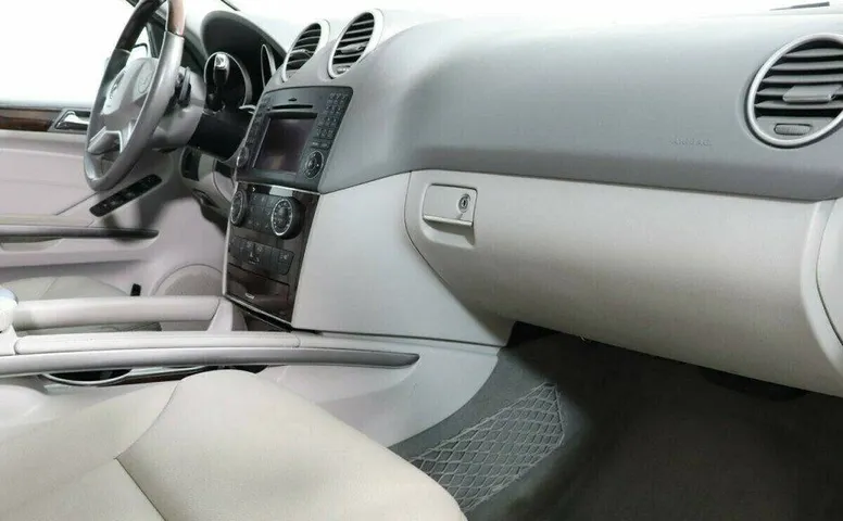 Mercedes-Benz M-Класс 3.0 Автомат