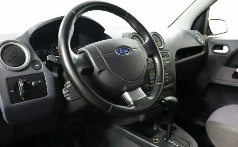 Ford Fusion 1.6 Автомат