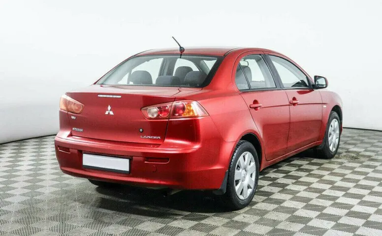 Mitsubishi Lancer 1.5 Автомат
