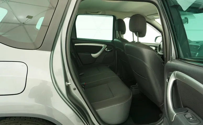 Nissan Terrano III (D10)