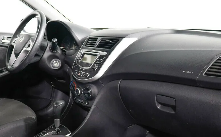 Hyundai Solaris I