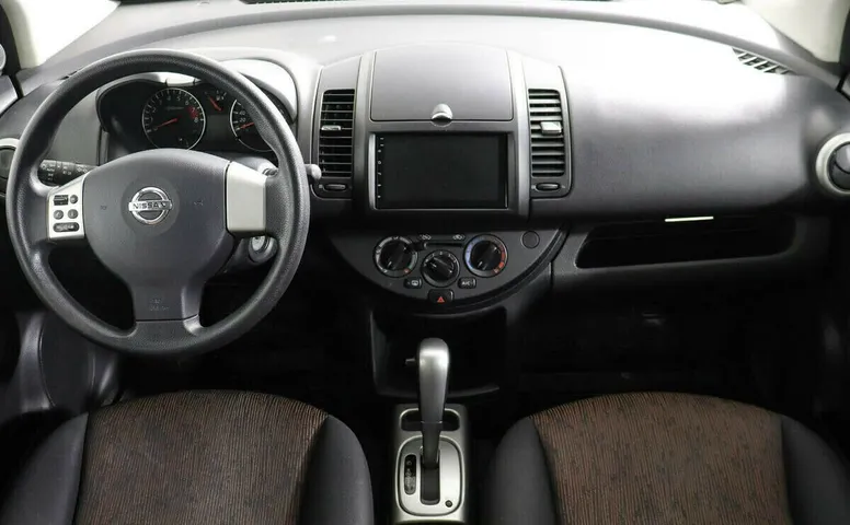 Nissan Note I Рестайлинг