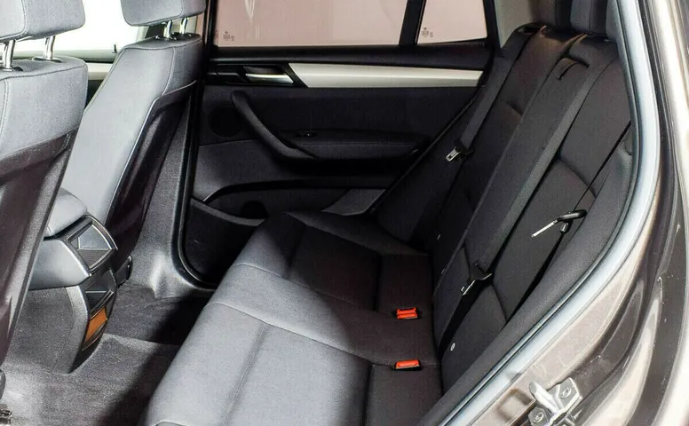 BMW X3 II (F25)