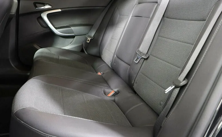 Opel Insignia I