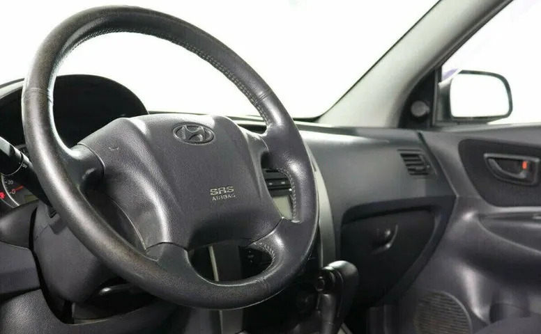 Hyundai Tucson 2.0 Автомат