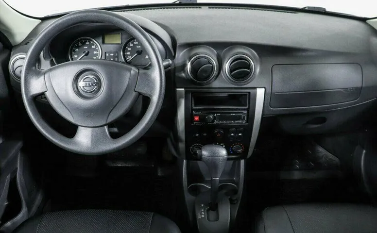 Nissan Almera 1.6 Автомат
