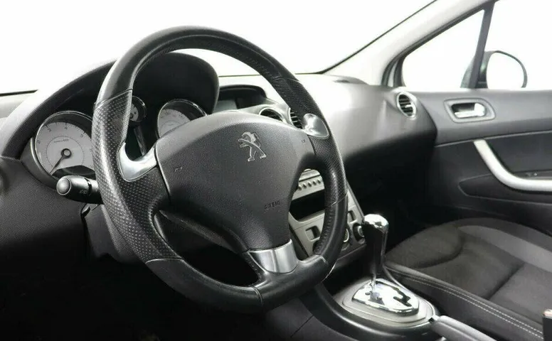 Peugeot 408 1.6 Автомат
