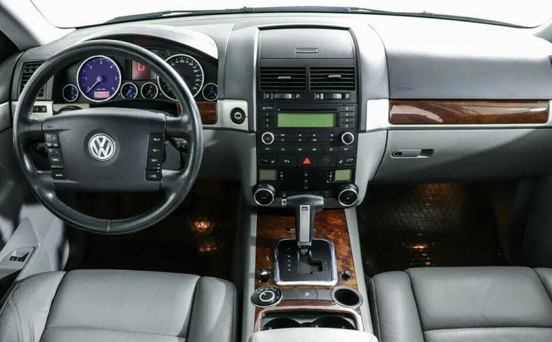 Volkswagen Touareg 2.5 Автомат