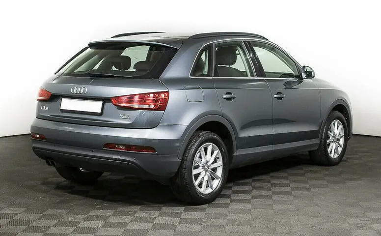 Audi Q3 I (8U)