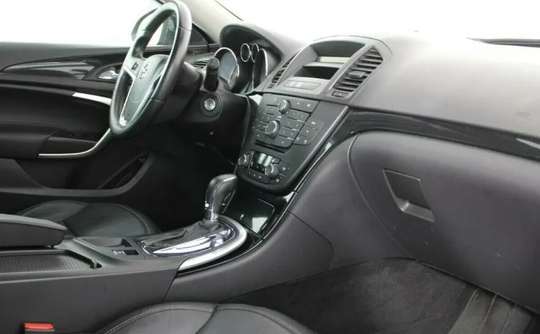 Opel Insignia I