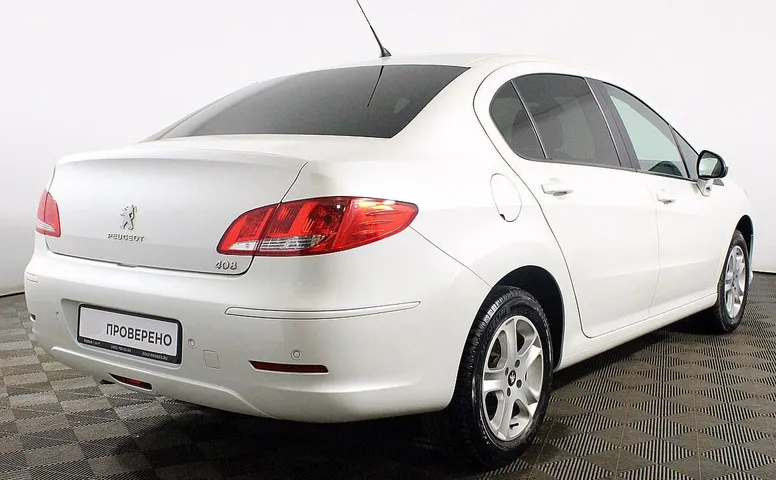 Peugeot 408
