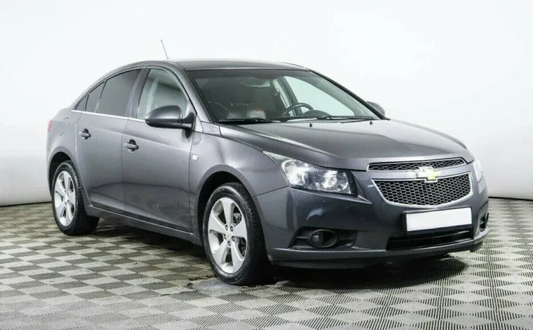 Chevrolet Cruze 1.8 Автомат