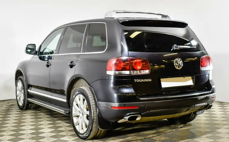 Volkswagen Touareg I Рестайлинг