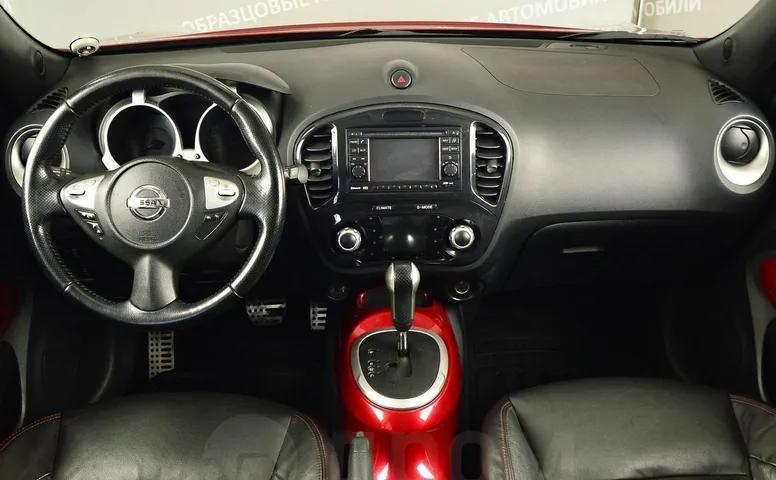 Nissan Juke, 1 поколение