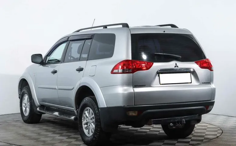 Mitsubishi pajero sport мкпп 2013 с пробегом 92 003 км