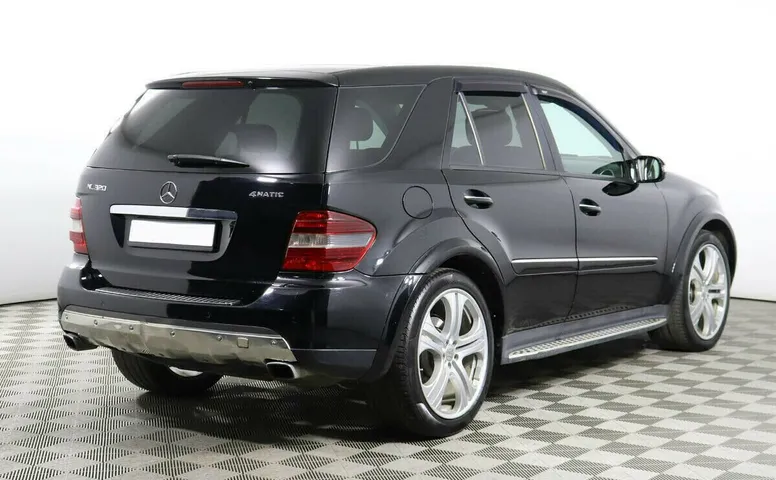 Mercedes-Benz M-Класс II (W164)