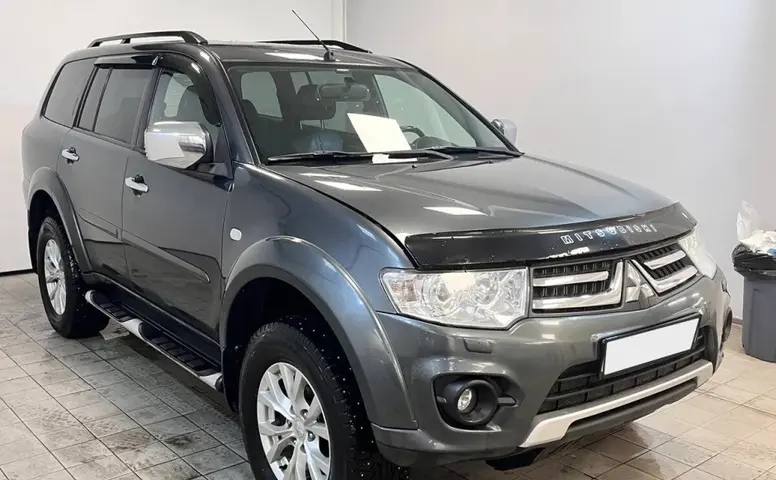 Mitsubishi Pajero Sport