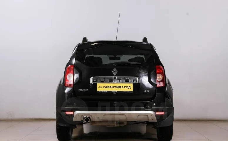 Renault Duster, 1 поколение