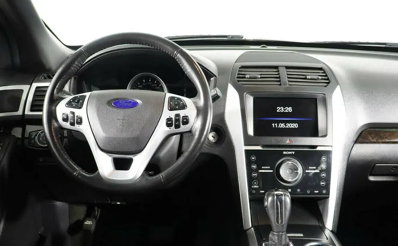 Ford Explorer V