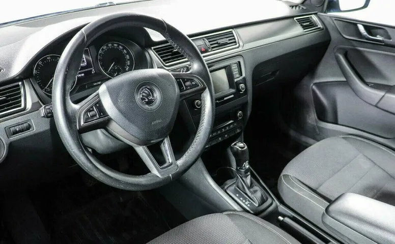 Skoda Rapid 1.4 Робот