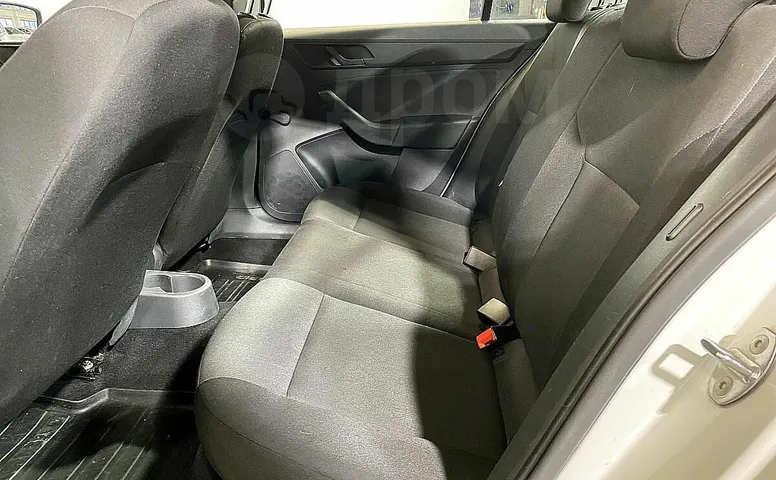 Skoda Rapid, 1 поколение