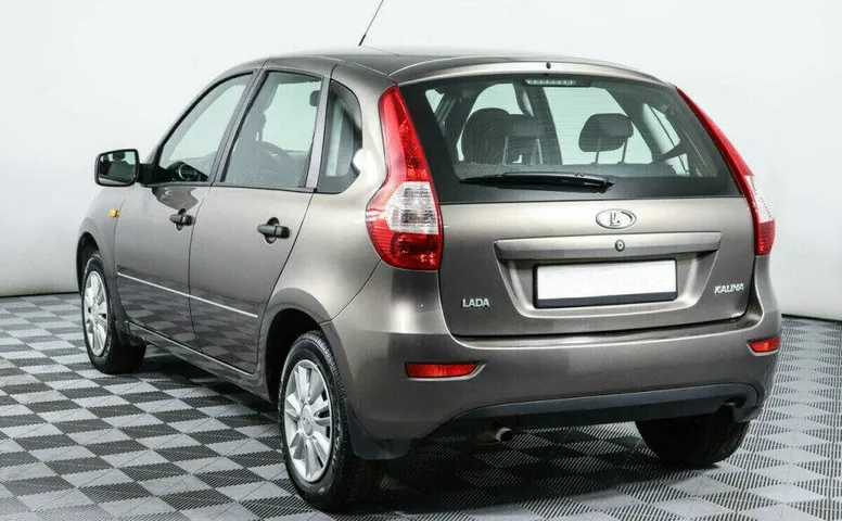 LADA (ВАЗ) Kalina 1.6 Механика