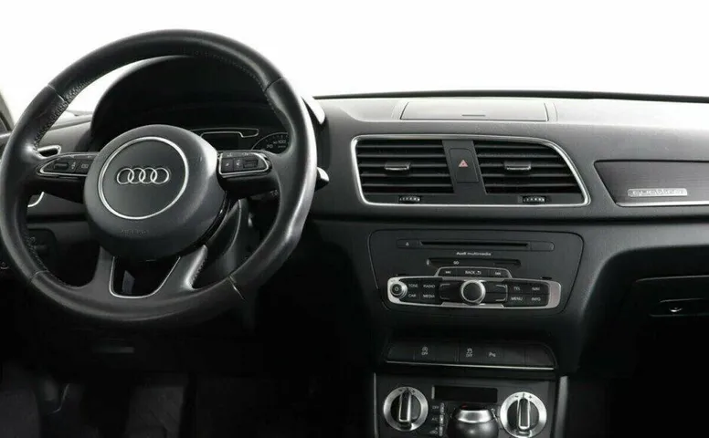Audi Q3 2.0 Робот