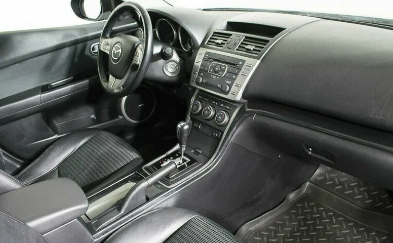 Mazda 6 2.0 Автомат