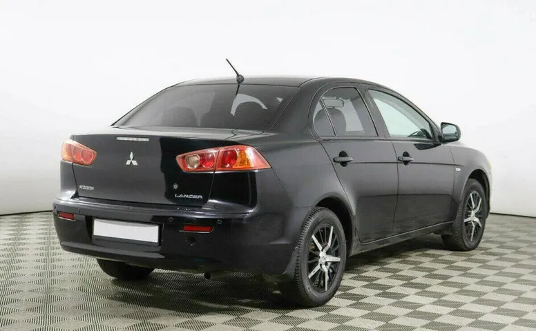 Mitsubishi Lancer 1.5 Автомат