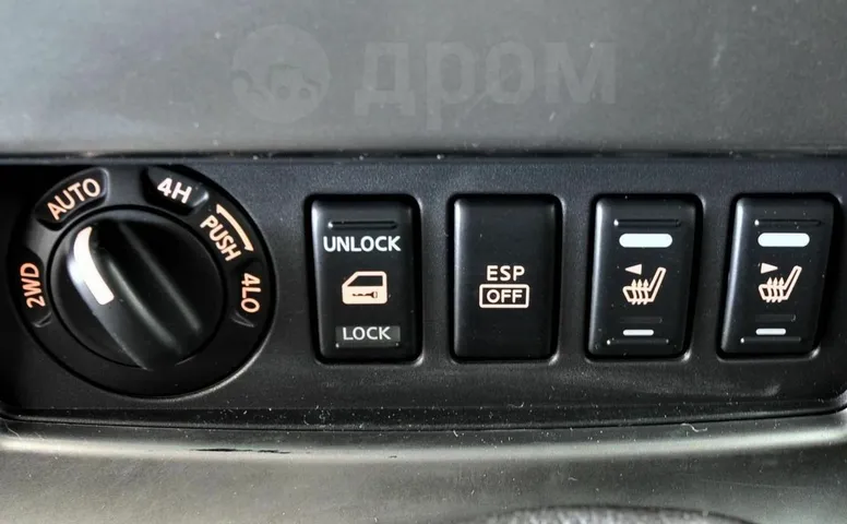 Nissan Pathfinder, 3 поколение
