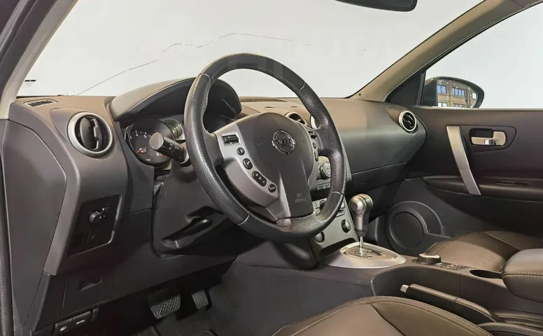 Nissan Qashqai, 1 поколение