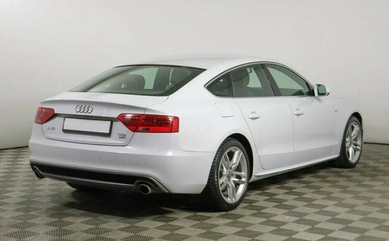 Audi A5 2.0 Робот