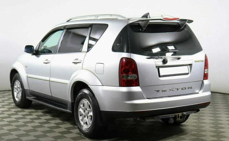 SsangYong Rexton 2.7 Автомат