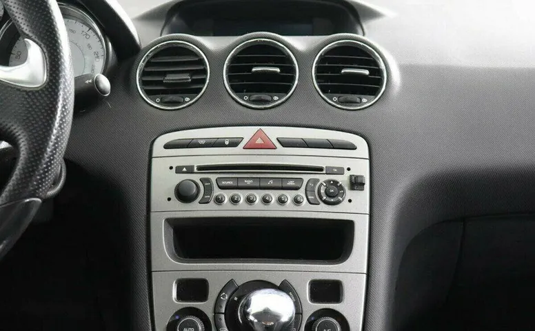 Peugeot 408 1.6 Автомат