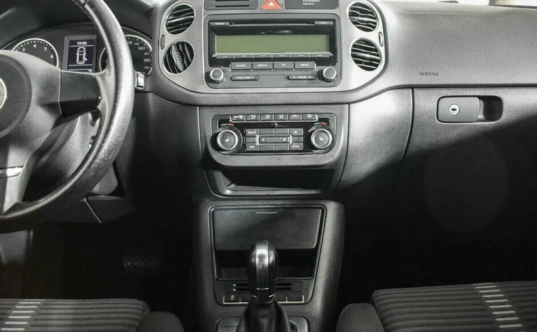 Volkswagen Tiguan 2.0 Автомат