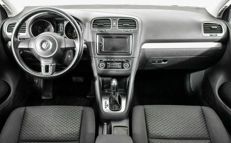 Volkswagen Golf 1.4 Робот