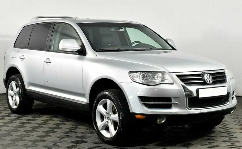 Volkswagen Touareg 2.5 Автомат