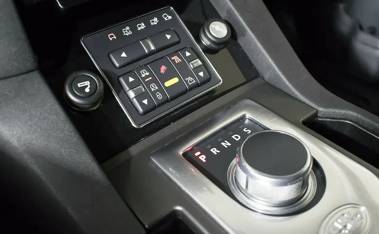 Land Rover Discovery IV
