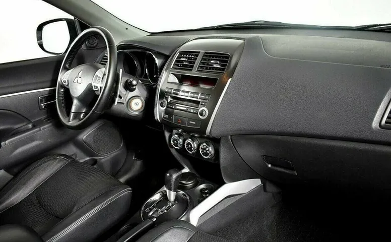Mitsubishi ASX 1.8 Вариатор