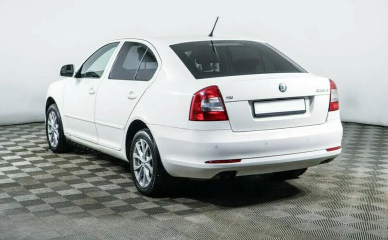 Skoda Octavia 1.8 Робот