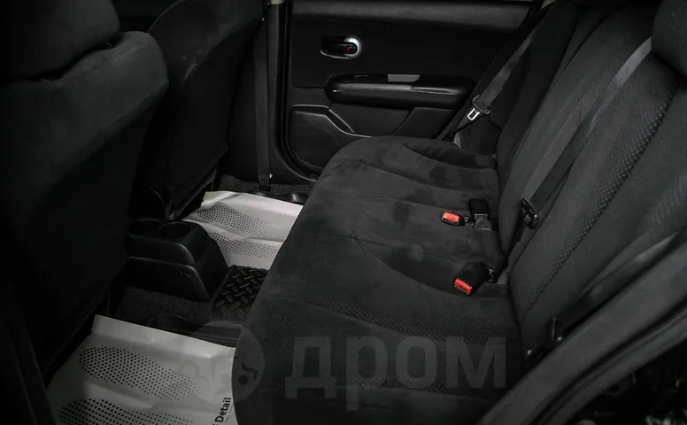 Nissan Tiida, 1 поколение, рестайлинг