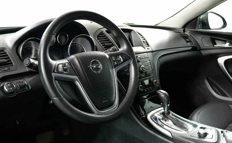 Opel Insignia 2.0 Автомат