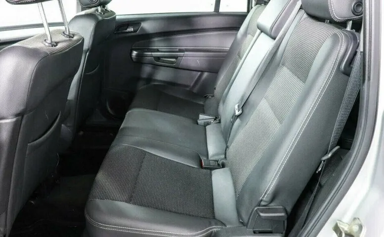 Opel Zafira 1.8 Робот