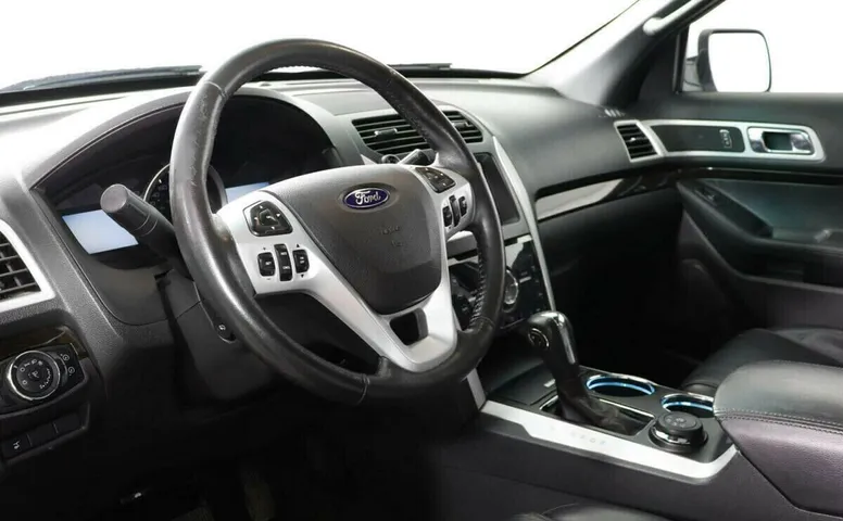 Ford Explorer V